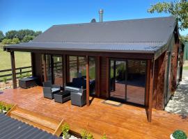 Country Cottage On City Doorstep, hotel u gradu Krajstčerč