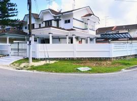 Area Indahpura or Taman Bersatu Kulai 3-4BR near AEON Airport JPO, hotel i Kulai