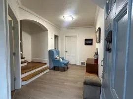 Vancouver Budget Stay - Airport 10 Min - Free Parking & Fast WiFi