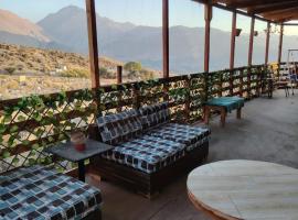 Mamalluca Family, hotelli 