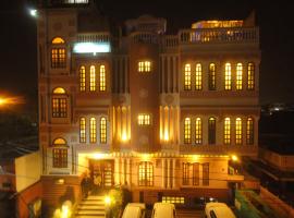 Rajputana Haveli - Jaipur、ジャイプールのホテル