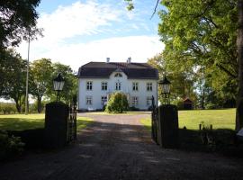 Södra Lund B&B，Vreta Kloster的豪華露營地點