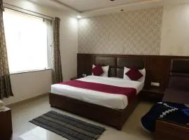 Hotel Akash Inn Agra I 200 m From Taj Mahal
