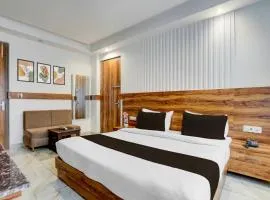 Super Townhouse Railway Road Katra Formerly The Amro