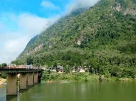 Nong khaiw Cam U G H