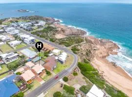 Meridian U1 Beachfront Escape in Port Elliot Linen Included
