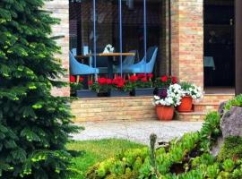 Villa Diva، فندق في Budureasa