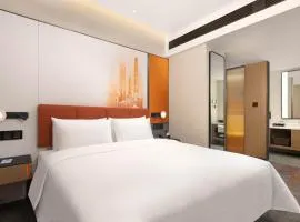 上海陆家嘴银鼎希尔顿欢朋酒店