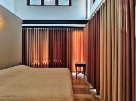 Mervins & Indus Residence, hotel sa Colombo