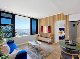 The Blue Horizon- 2810- 16 on Bree