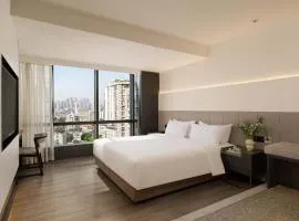 Jinxi Aerial Riverview Hotel - Chongqing Jiefangbei Hongya Cave