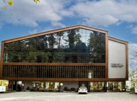 Zesora Nathia Gali: Nathia Gali şehrinde bir otel