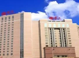 Yiyang Huatian Hotel