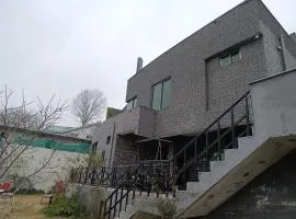 Sardar House Chalet-2