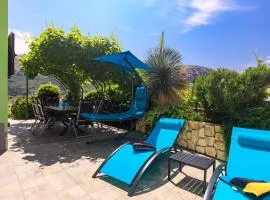 House Zrile with garden and jacuzzi