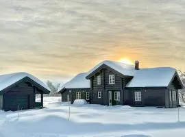 Cozy Cabin With Ski Trail Access