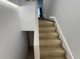 Casa Brillantes AP2, hotel a Ayerbe