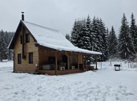Czirják Kulcsosház, hotel em Bucsin