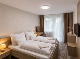 Bed & Breakfast Hotel Perla, hótel í Nové Mesto nad Váhom