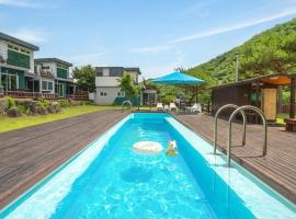 HongCheon Casa Pellis Pet Private Pesion, hotel di Hongcheon