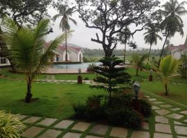 Studio and One bedroom Apartment in Riviera Sapphire, Siolim, hotel u gradu Siolim