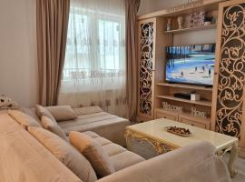 Rowlands Way 3, hotel en Ţegheş