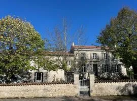 Chambres d'Hôtes - Les Bujours