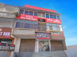 Hotel O PRIME ROSE 2, hotell i Indraprast