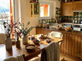 Hauzify I Cal Couqui, hotel em Err