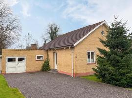 2 Bedroom Awesome Home In Nørreballe, viešbutis mieste Nørreballe