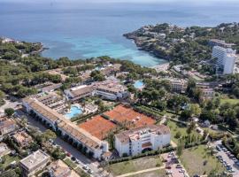 FERGUS Club Font de Sa Cala Beach，卡普德佩拉的飯店