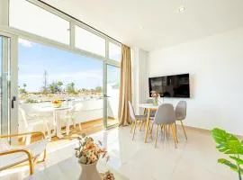 HORIZON VACATION HOME - Yumbo Luxury Apartment