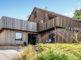 Luxurious Home In Ytre Arna With Wifi, hotel v destinaci Ytre Arna