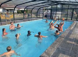 ZEcamping 4 étoiles piscine couverte piscine chauffée locatif 4 pers, hôtel à Wavans