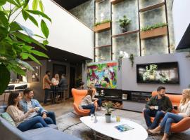 Le Magic Hôtel & Spa, hotel i Vitré