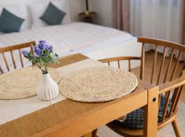 Ferienwohnungen Nika, hotel v mestu Bad Reichenhall