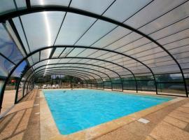 Chalet 3 étoiles - Piscine - eebbhf, отель в городе Beynat