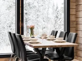 Villa Lumikkomäki B - Arctic Forest Retreat by Hilla Villas