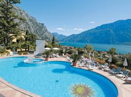 Hotel San Pietro: Limone sul Garda'da bir otel