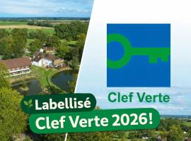 Cottages Du Domaine Du Marquenterre, Hotel in Saint-Quentin-en-Tourmont