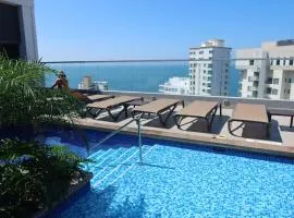 Rodadero Ocean View Luxury Apt with Rooftop Pool