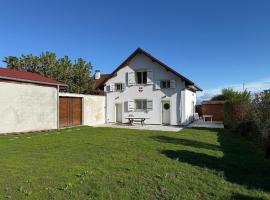 Les Hauteurs du Léman - Maison de vacances avec un grand jardin – hotel w mieście Neuvecelle