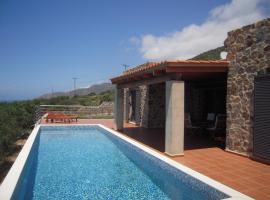 Villa Santouraki, hotel a Keramotí