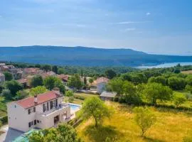 Beautiful Villa Cicibella with pool in Barban