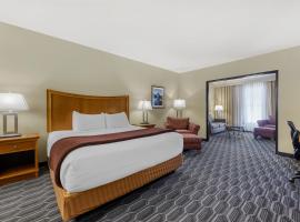 Best Western Plus Swiss Chalet Hotel & Suites, hotelli kohteessa Pecos