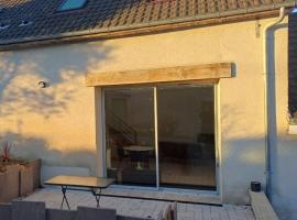 Gîte Gui's de 1 à 5 personnes avec piscine, hotel sa Mosnes