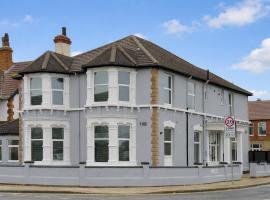 Humberside Apartments Spacious Cleethorpes Stay with Parking, Hotel in Cleethorpes