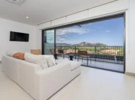 Casa Matcha, BRAND NEW! Ocean Views & Beach Club