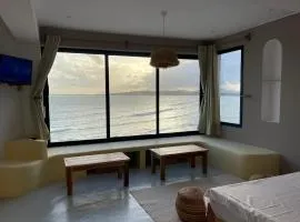 Hôtel takasira appart 1 chambre bord de mer