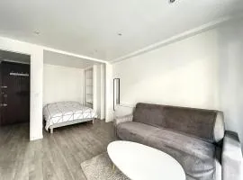 Superbe appartement avec terrasse centre-ville et plage à 5 min